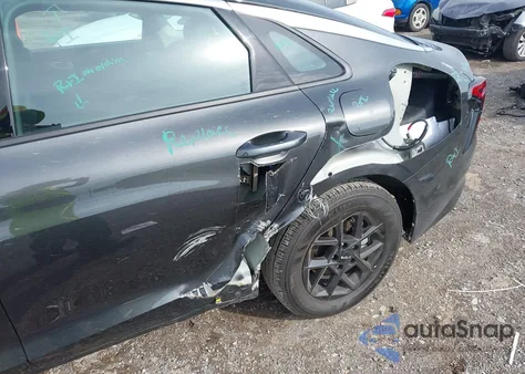 2025 Kia K5 Lxs z USA, uszkodzony, nr VIN KNAG24J78S5377500